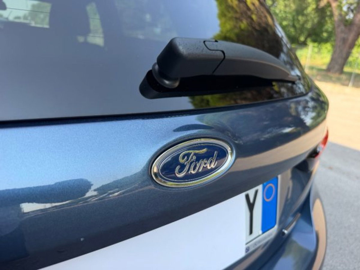 Ford Fiesta 1.0 Ecoboost Hybrid 125 CV 5 porte ST-Line X (19)