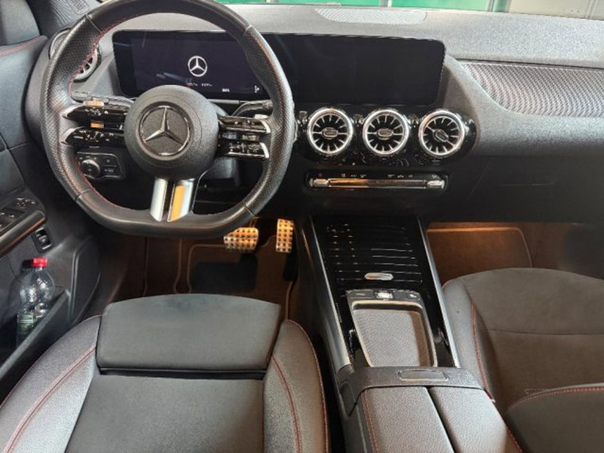 Mercedes-Benz GLA SUV 200 d AMG Line Premium Plus auto (10)