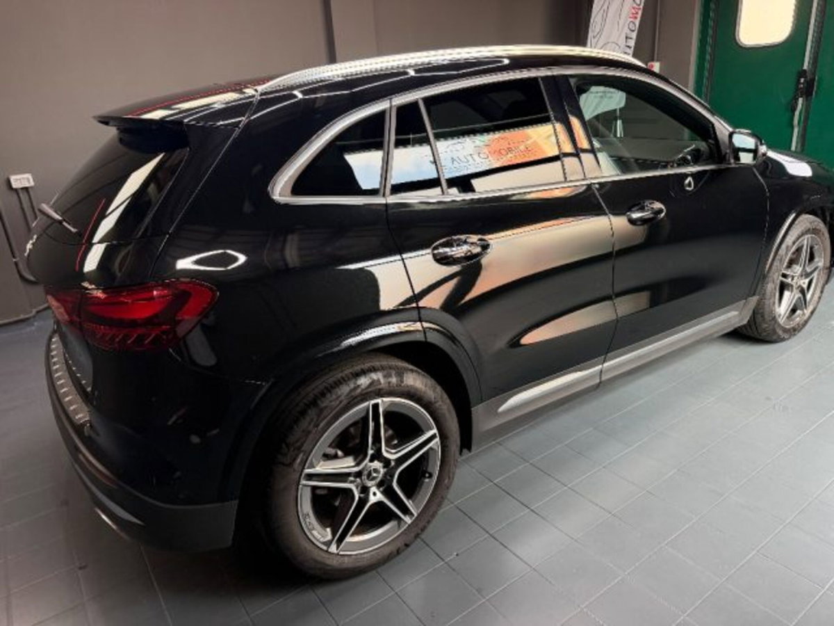 Mercedes-Benz GLA SUV 200 d AMG Line Premium Plus auto (12)
