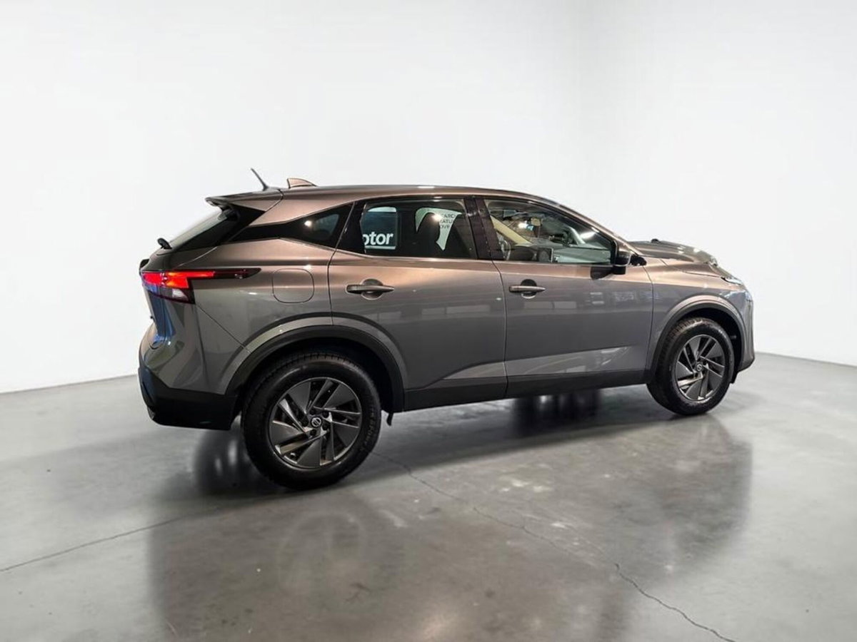 Nissan Qashqai 1.3 mhev Business 2wd 158cv xtronic (4)
