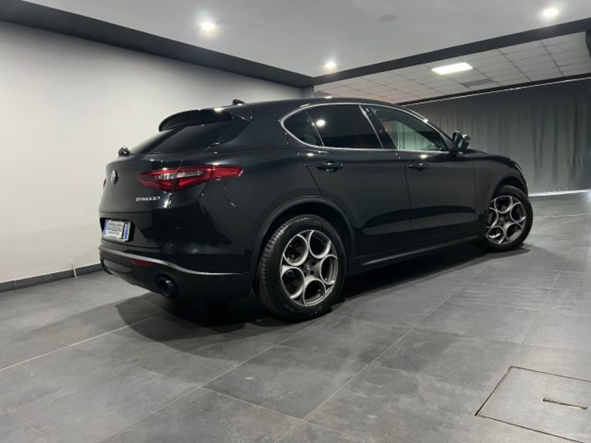 Alfa Romeo Stelvio Stelvio 2.2 Turbodiesel 190 CV AT8 Q4 Sprint (5)