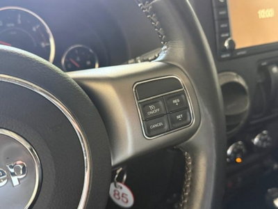 Jeep Wrangler 2.8 CRD DPF Golden Eagle Auto (10)