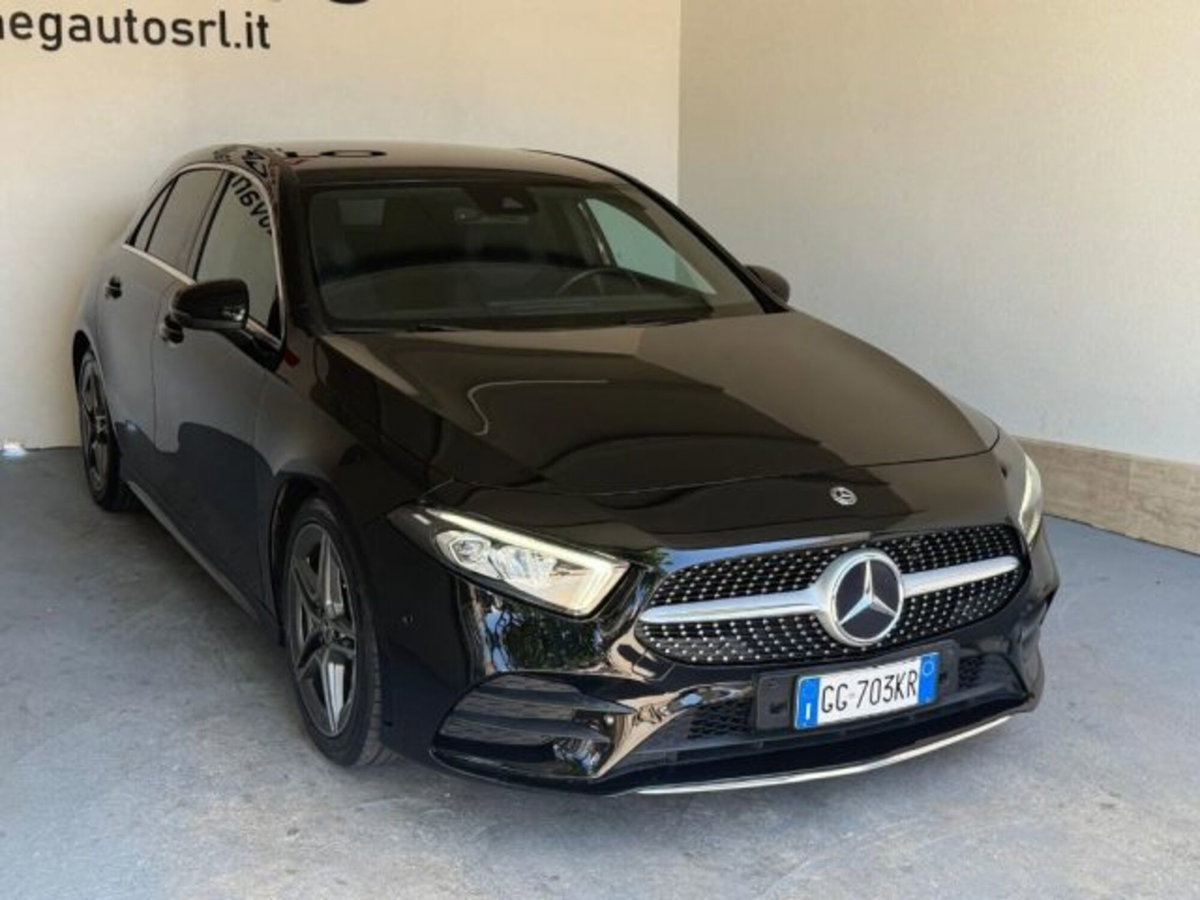 Mercedes-Benz Classe A Sedan 180 d 4p. Premium (2)