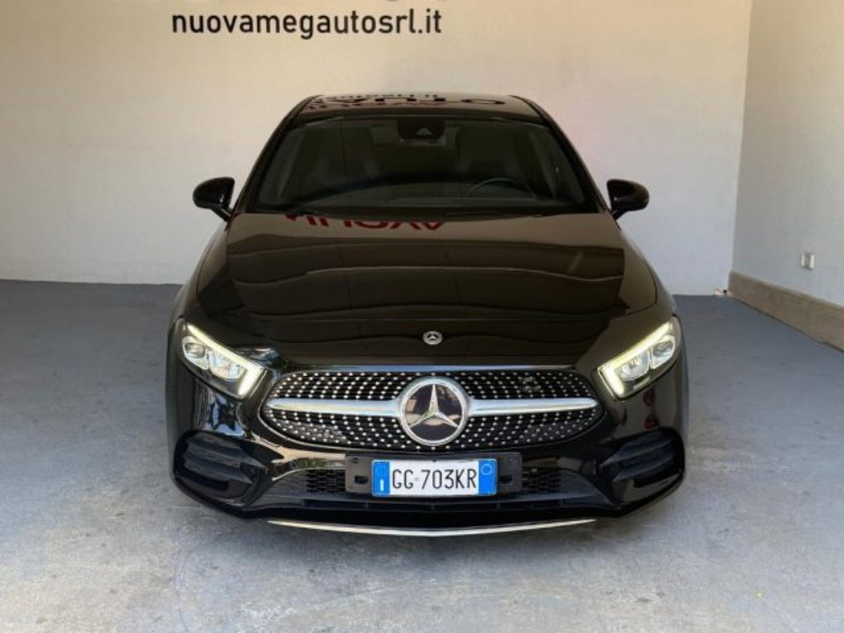 Mercedes-Benz Classe A Sedan 180 d 4p. Premium (3)