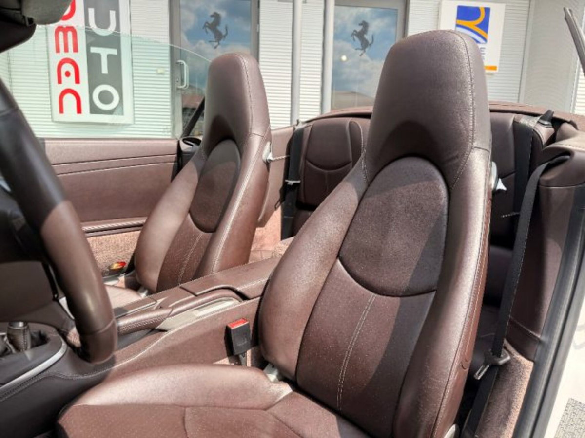 Porsche 911 Cabrio Carrera S (10)