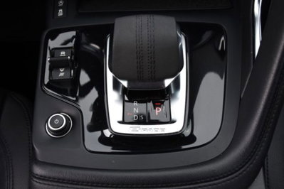 Jaguar E-Pace 2.0D I4 163 CV AWD Auto S (14)