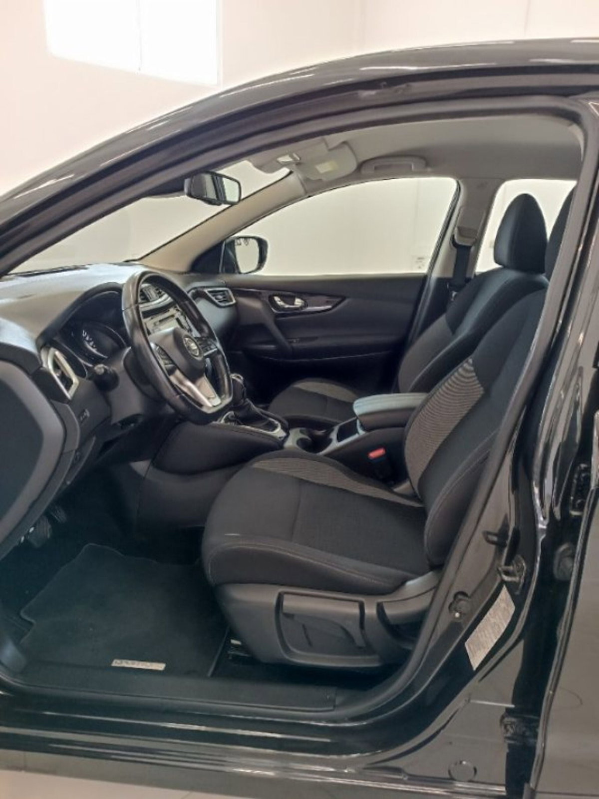 Nissan Qashqai 1.3 DIG-T 160 CV DCT Business (11)