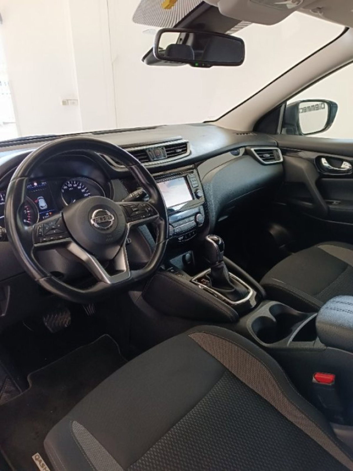 Nissan Qashqai 1.3 DIG-T 160 CV DCT Business (13)