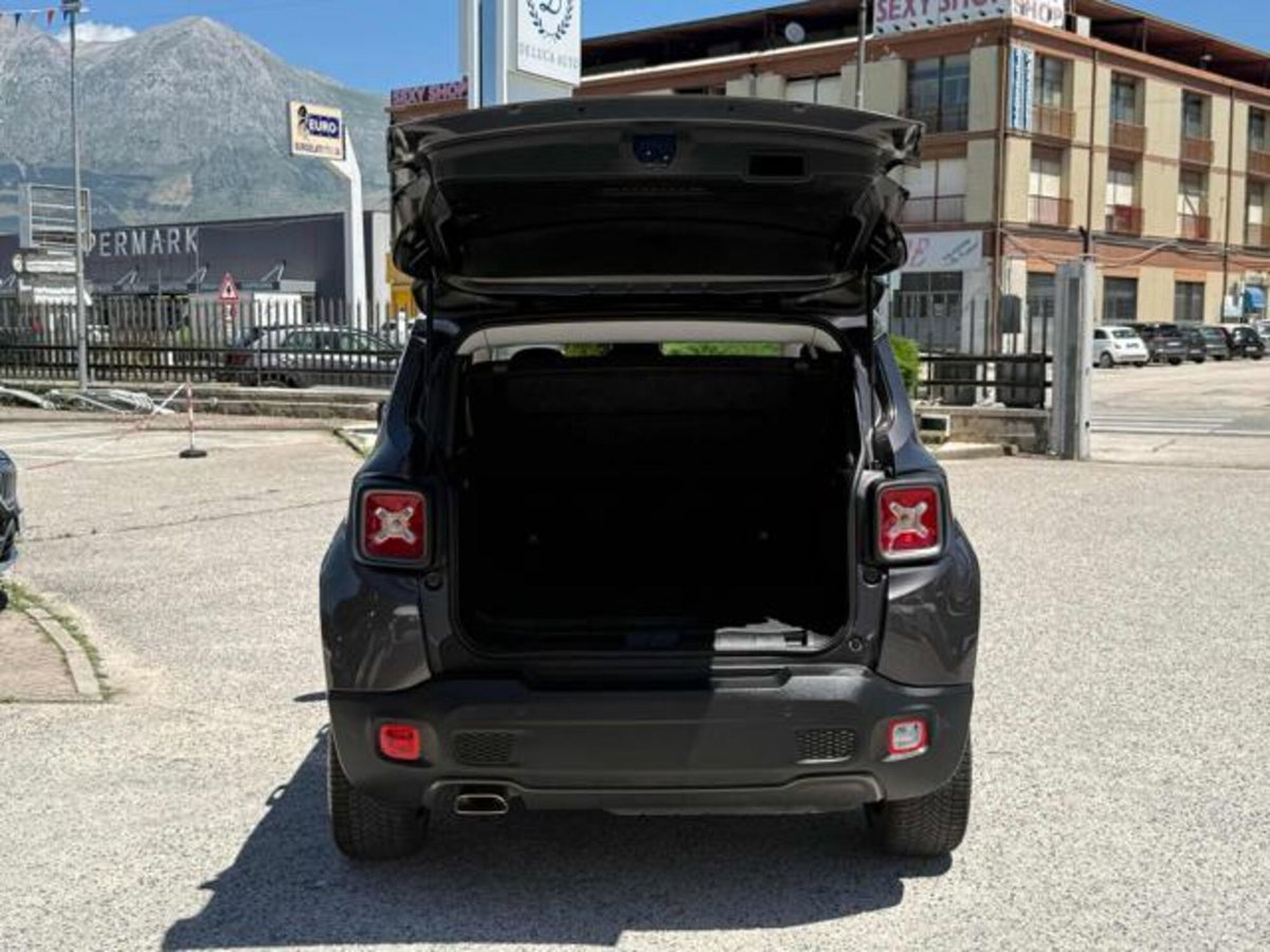 Jeep Renegade 1.6 Mjt 130 CV Limited (15)