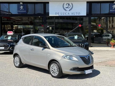 Lancia Ypsilon 1.2 69 CV 5 porte GPL Ecochic Gold nuova
