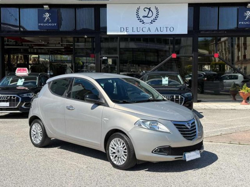 Lancia Ypsilon 1.2 69 CV 5 porte GPL Ecochic Gold