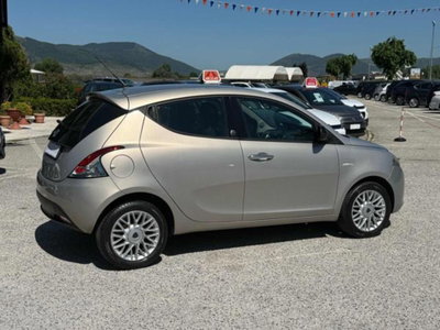 Lancia Ypsilon 1.2 69 CV 5 porte GPL Ecochic Gold (10)