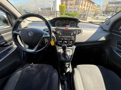 Lancia Ypsilon 1.2 69 CV 5 porte GPL Ecochic Gold (20)