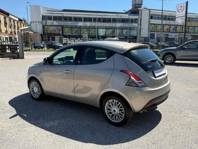 Lancia Ypsilon 1.2 69 CV 5 porte GPL Ecochic Gold (6)