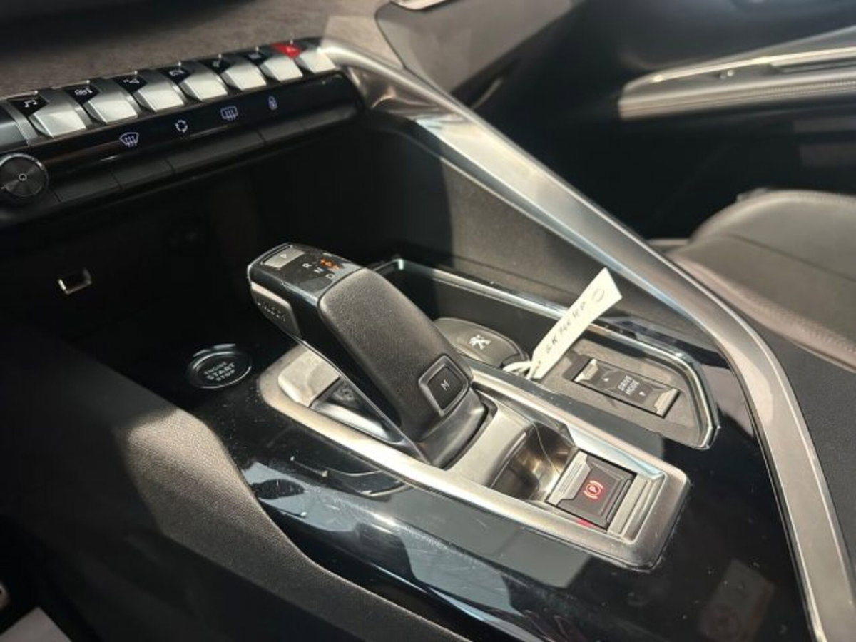 Peugeot 5008 BlueHDi 130 S&S EAT8 GT Line (15)
