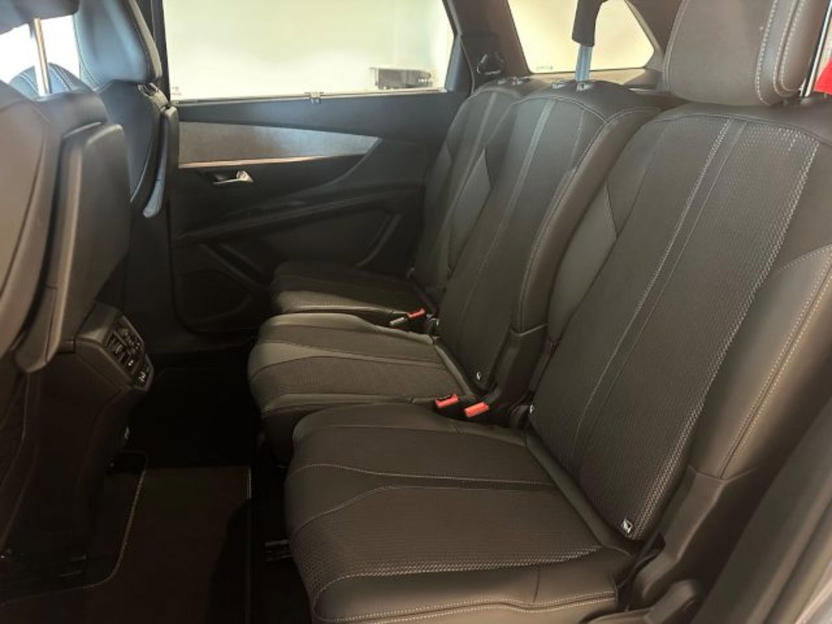 Peugeot 5008 BlueHDi 130 S&S EAT8 GT Line (8)
