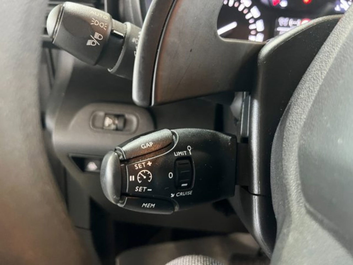 Citroen Berlingo BlueHDi 130 Stop&Start EAT8 M Feel (17)