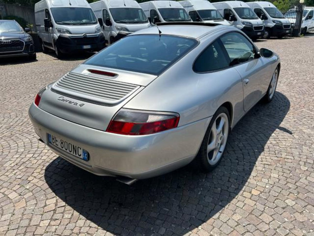 Porsche 911 Coupé Carrera 4 cat (5)