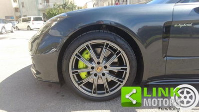Porsche Panamera 2.9 4 10 years Edition (4)