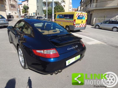 Porsche 911 Coupé Carrera 4S (5)