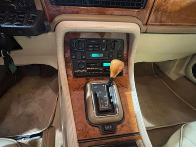 Jaguar Sovereign 4.0 cat automatic (11)