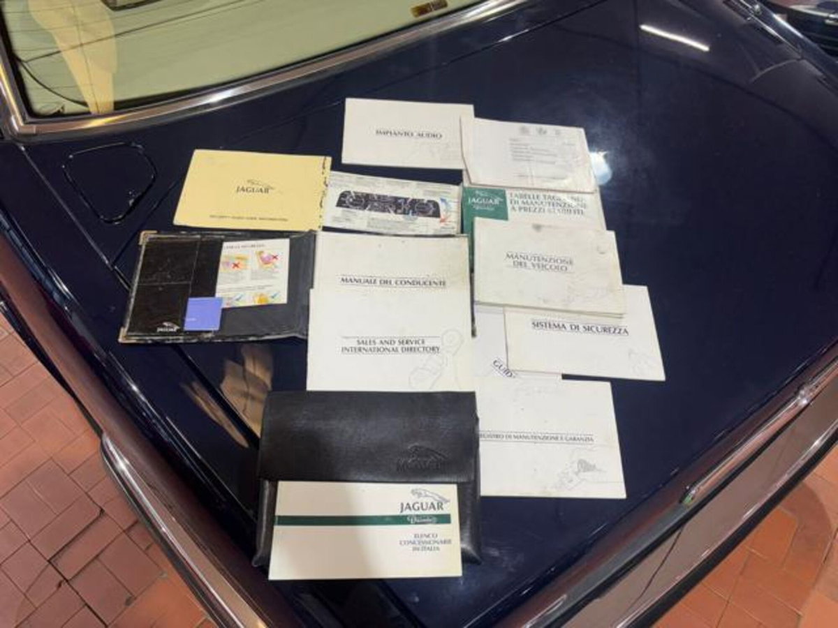 Jaguar Sovereign 4.0 cat automatic (15)