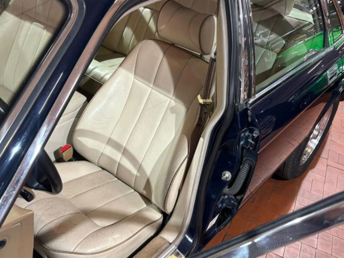 Jaguar Sovereign 4.0 cat automatic (8)