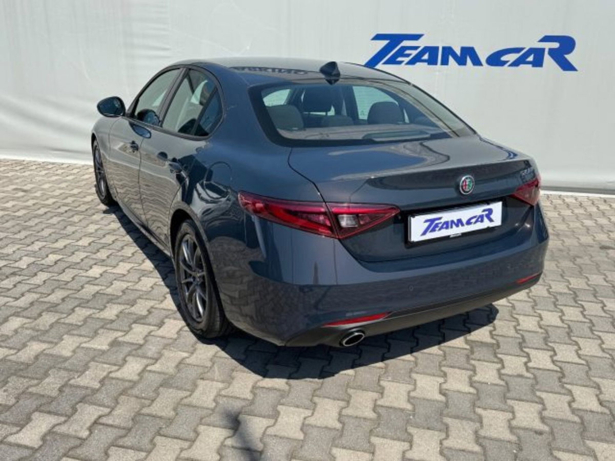 Alfa Romeo Giulia 2.2 Turbodiesel 150 CV AT8 Super (19)