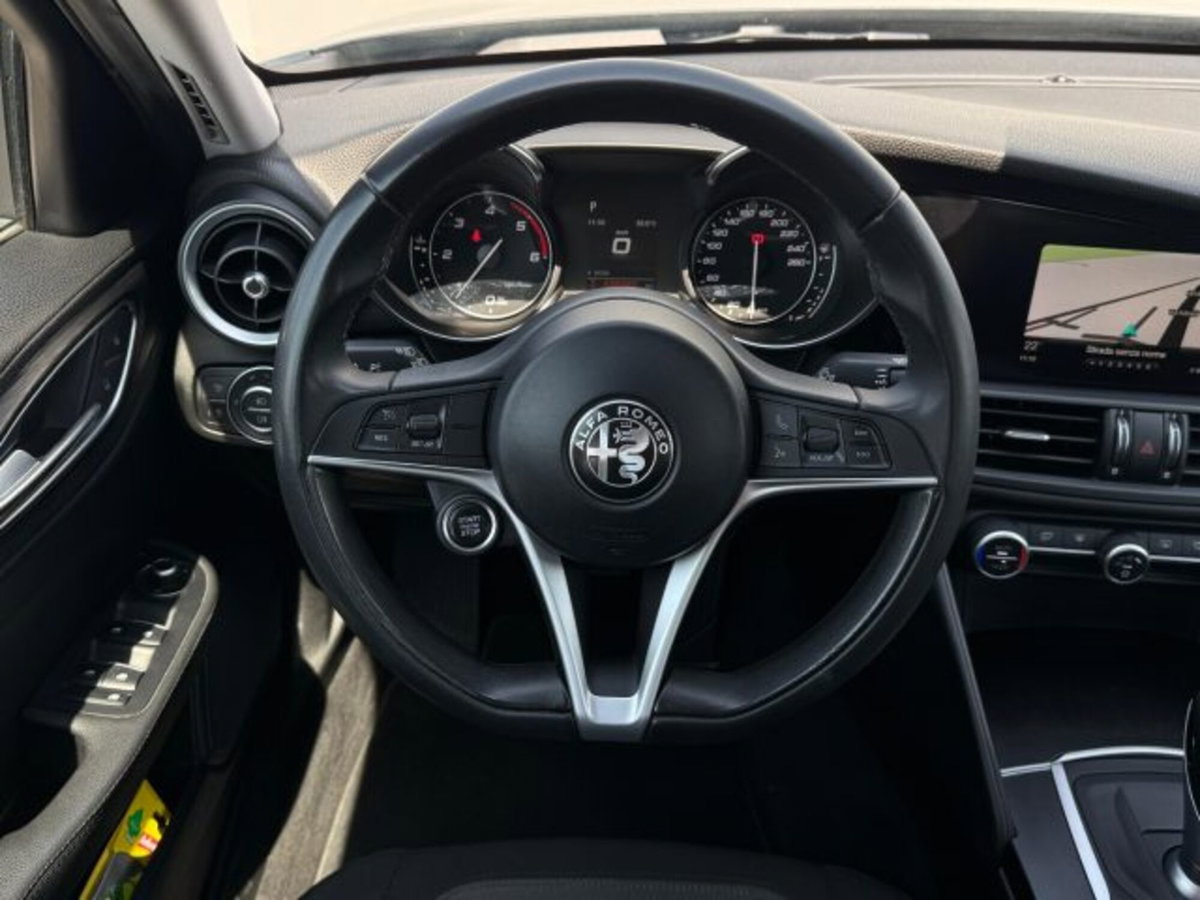 Alfa Romeo Giulia 2.2 Turbodiesel 150 CV AT8 Super (8)