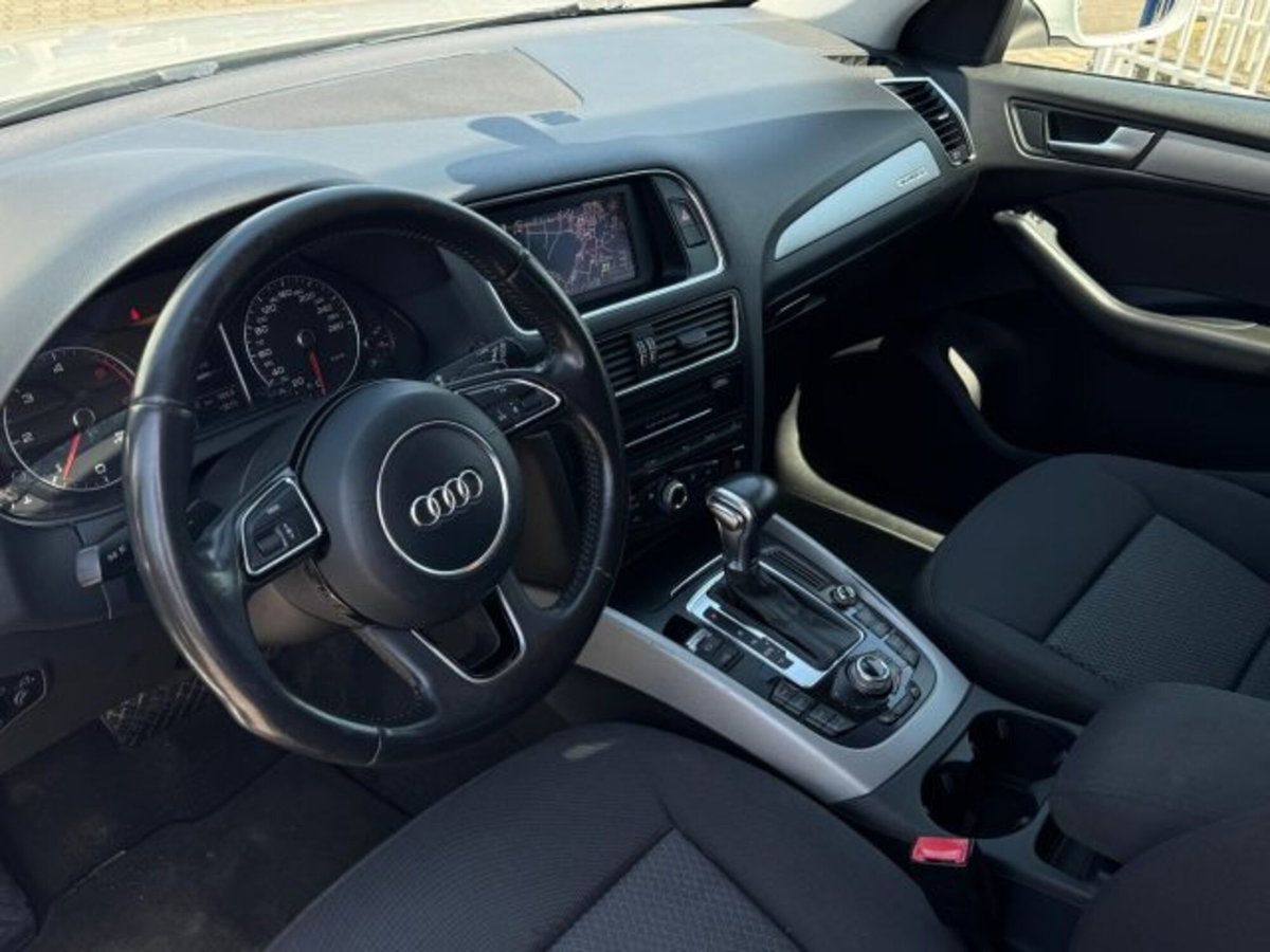 Audi Q5 2.0 TDI 177CV quattro S tronic Business (10)