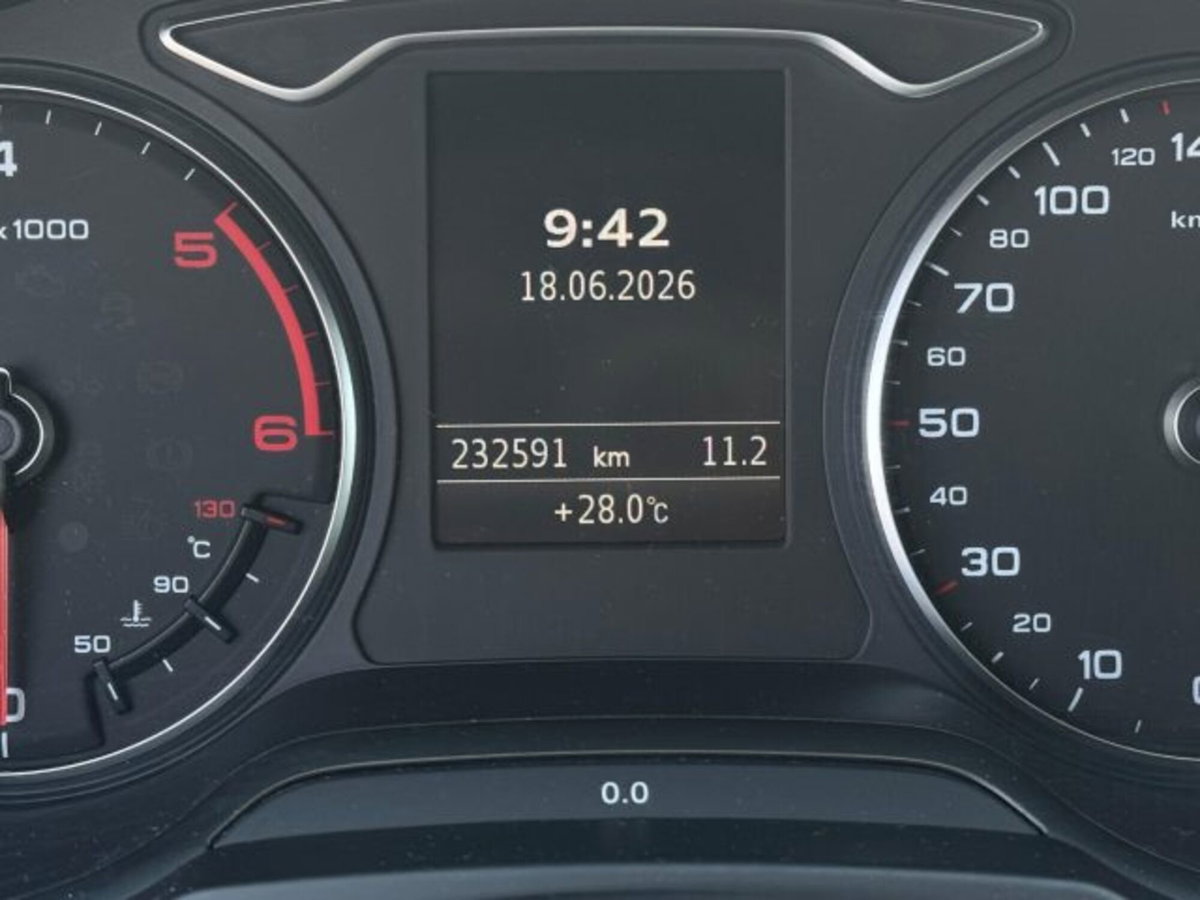 Audi A3 Sportback 1.6 TDI clean diesel S tronic Attraction (14)