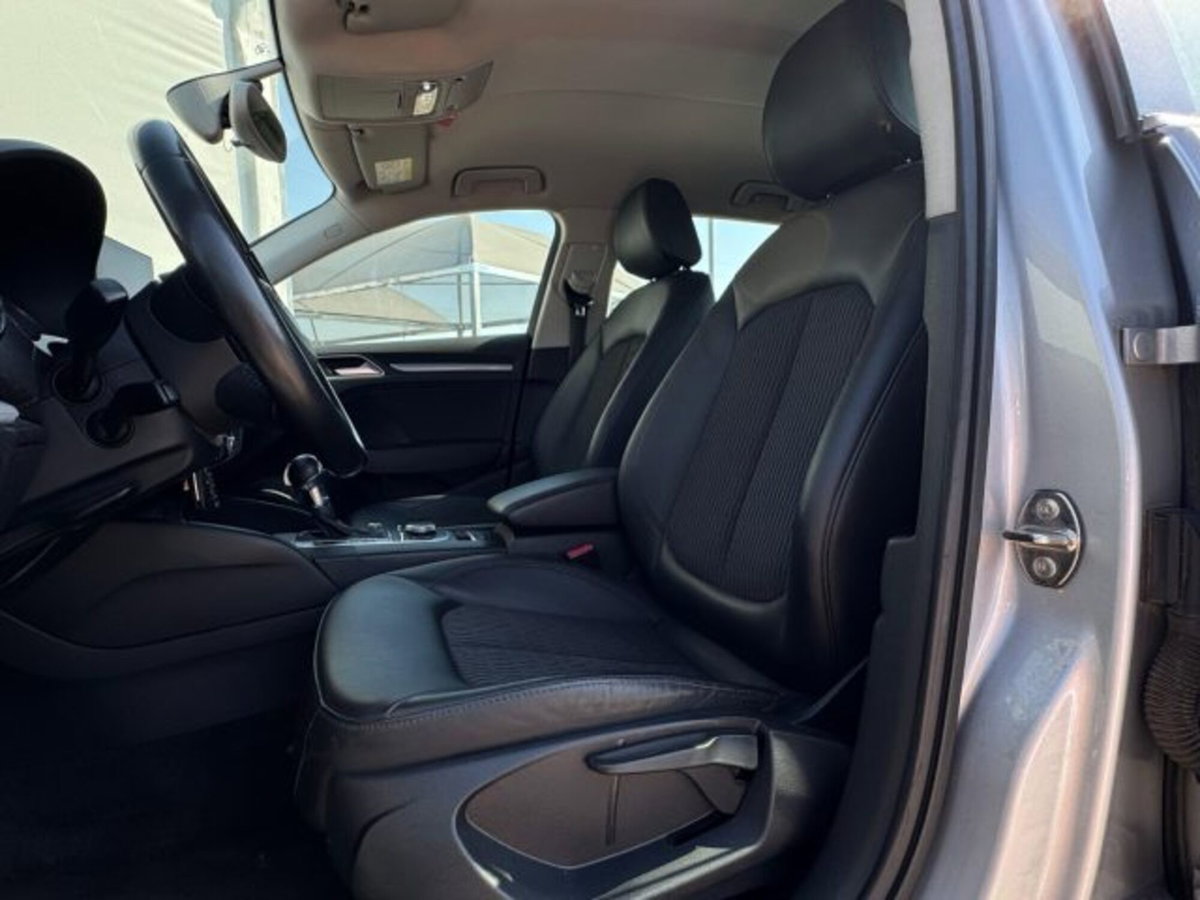 Audi A3 Sportback 1.6 TDI clean diesel S tronic Attraction (7)