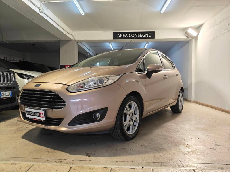 Ford Fiesta 1.5 TDCi 75CV 5 porte Titanium