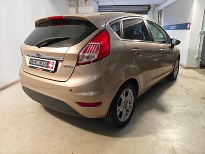 Ford Fiesta 1.5 TDCi 75CV 5 porte Titanium (3)