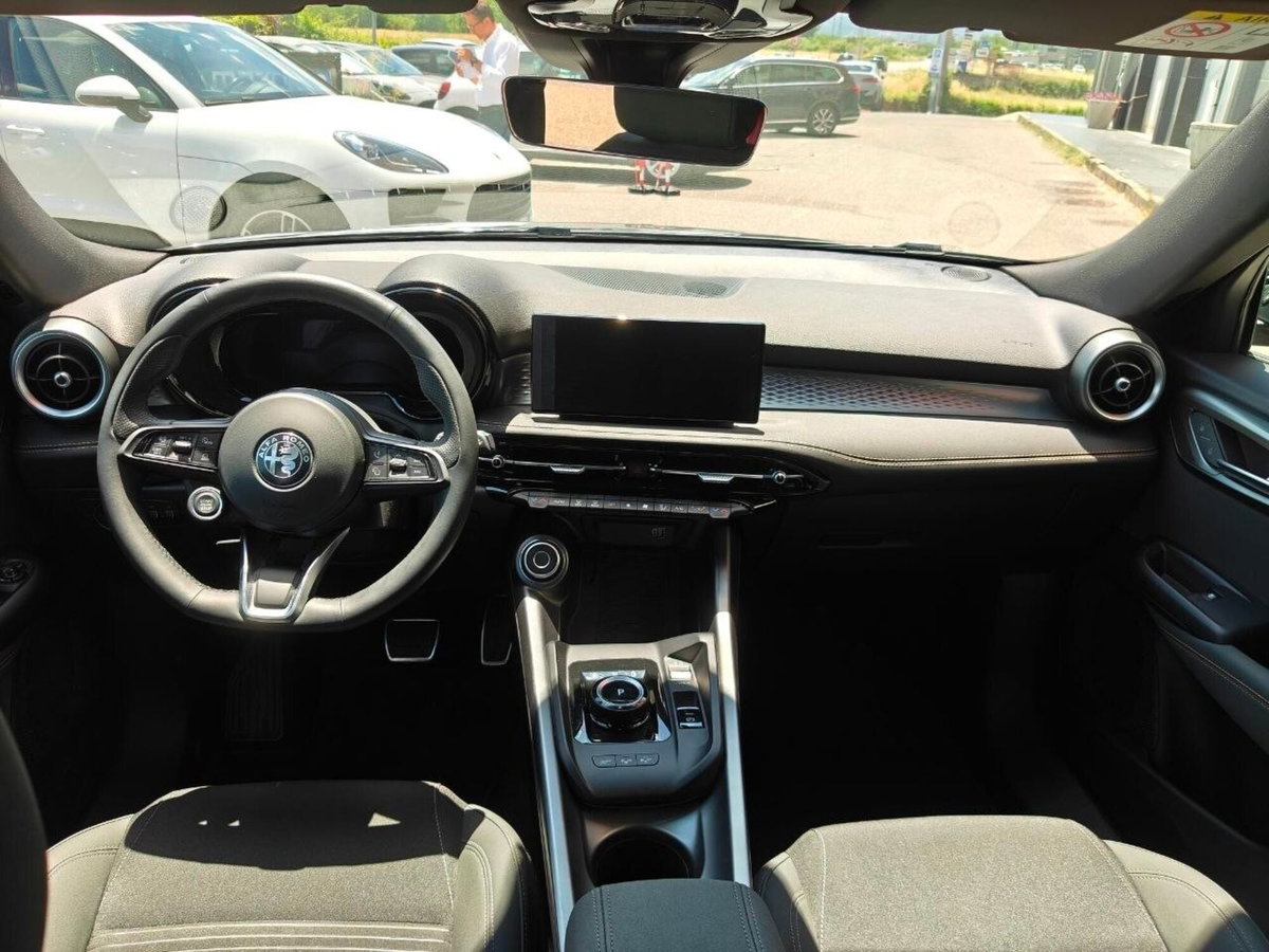 Alfa Romeo Tonale 1.6 Sprint 130cv tct6 (6)