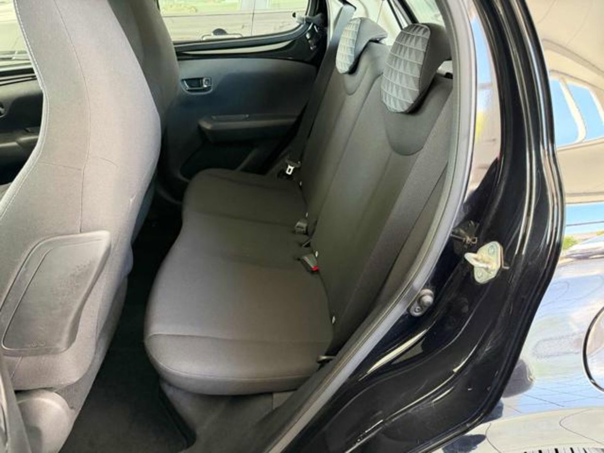 Peugeot 108 72 5 porte Style (7)