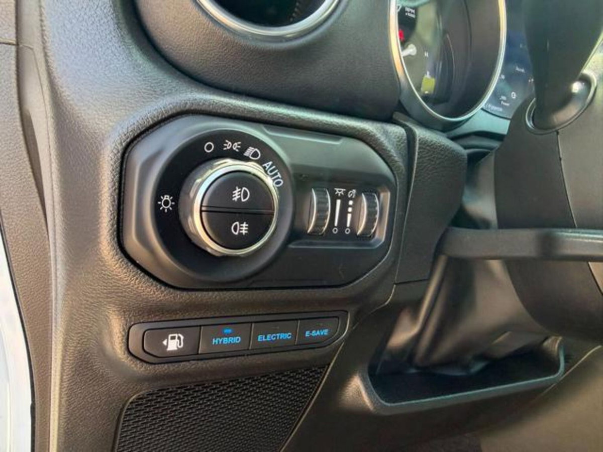 Jeep Wrangler Unlimited 2.0 PHEV ATX 4xe Sahara (15)