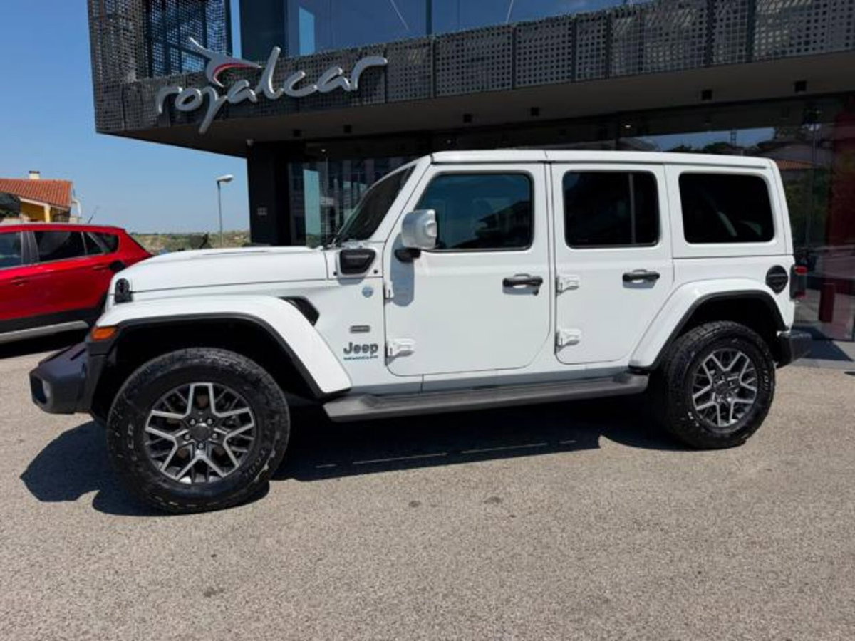 Jeep Wrangler Unlimited 2.0 PHEV ATX 4xe Sahara (4)