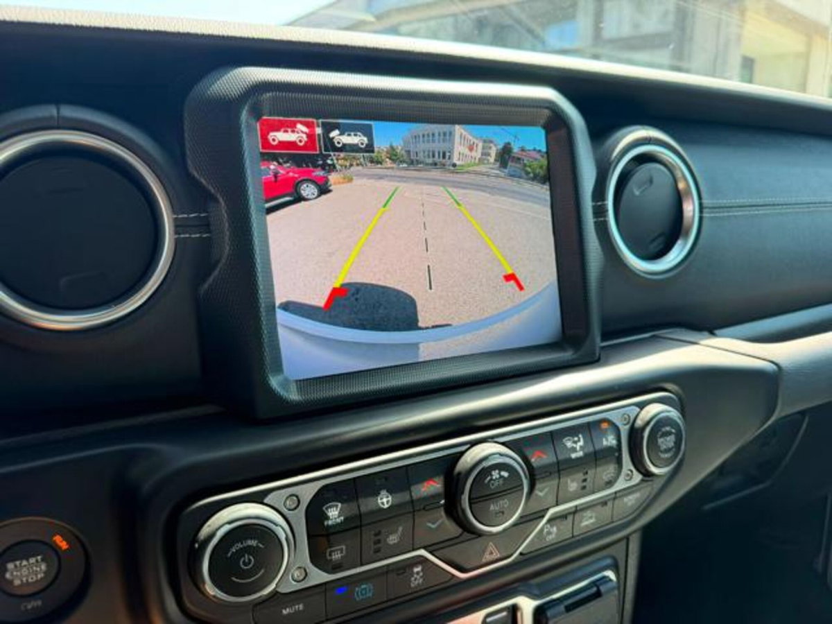 Jeep Wrangler Unlimited 2.0 PHEV ATX 4xe Sahara (9)