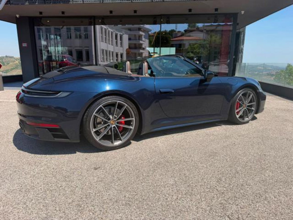 Porsche 911 Cabrio Cabrio 3.0 Carrera 4S (3)