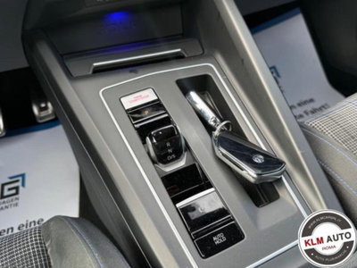 Volkswagen Golf 1.4 GTE DSG Plug-In Hybrid (14)