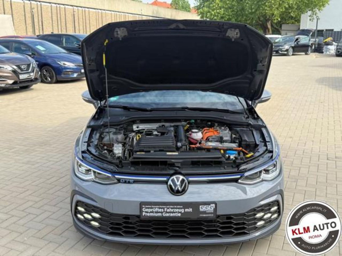 Volkswagen Golf 1.4 GTE DSG Plug-In Hybrid (5)