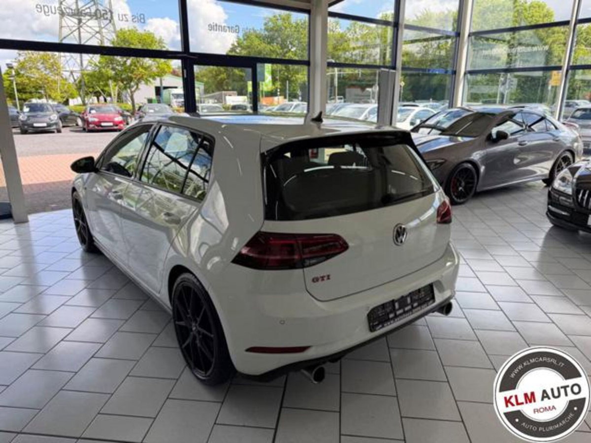 Volkswagen Golf GTI Performance 2.0 245 CV TSI DSG 5p. BMT (4)