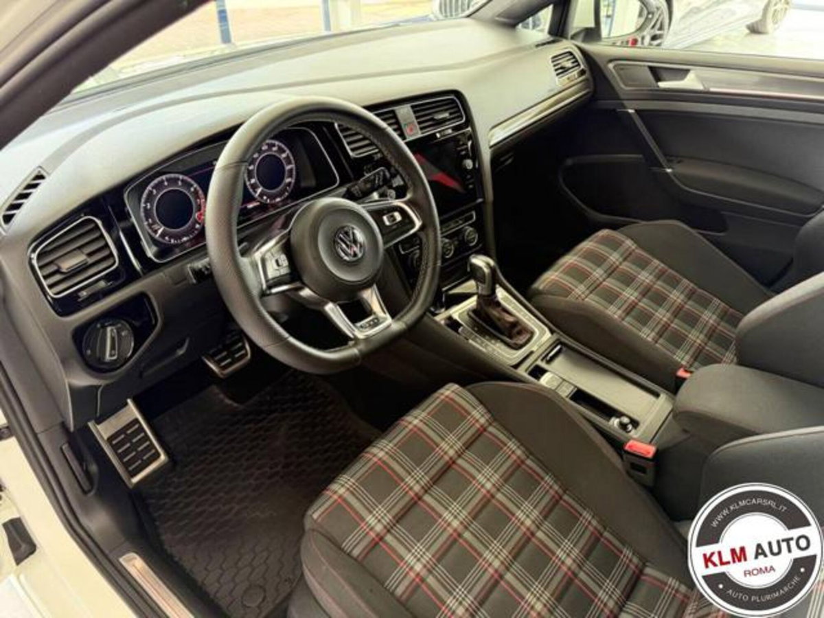 Volkswagen Golf GTI Performance 2.0 245 CV TSI DSG 5p. BMT (6)