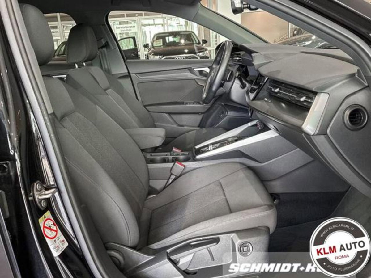 Audi A3 Sportback 40 TFSI e S tronic Business Advanced (8)