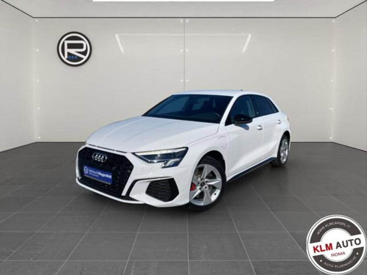 Audi A3 Sportback 45 TFSI e S tronic S line edition (2)