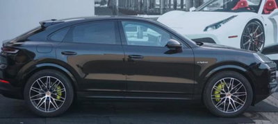 Porsche Cayenne 3.0 e-hybrid tiptronic (2)