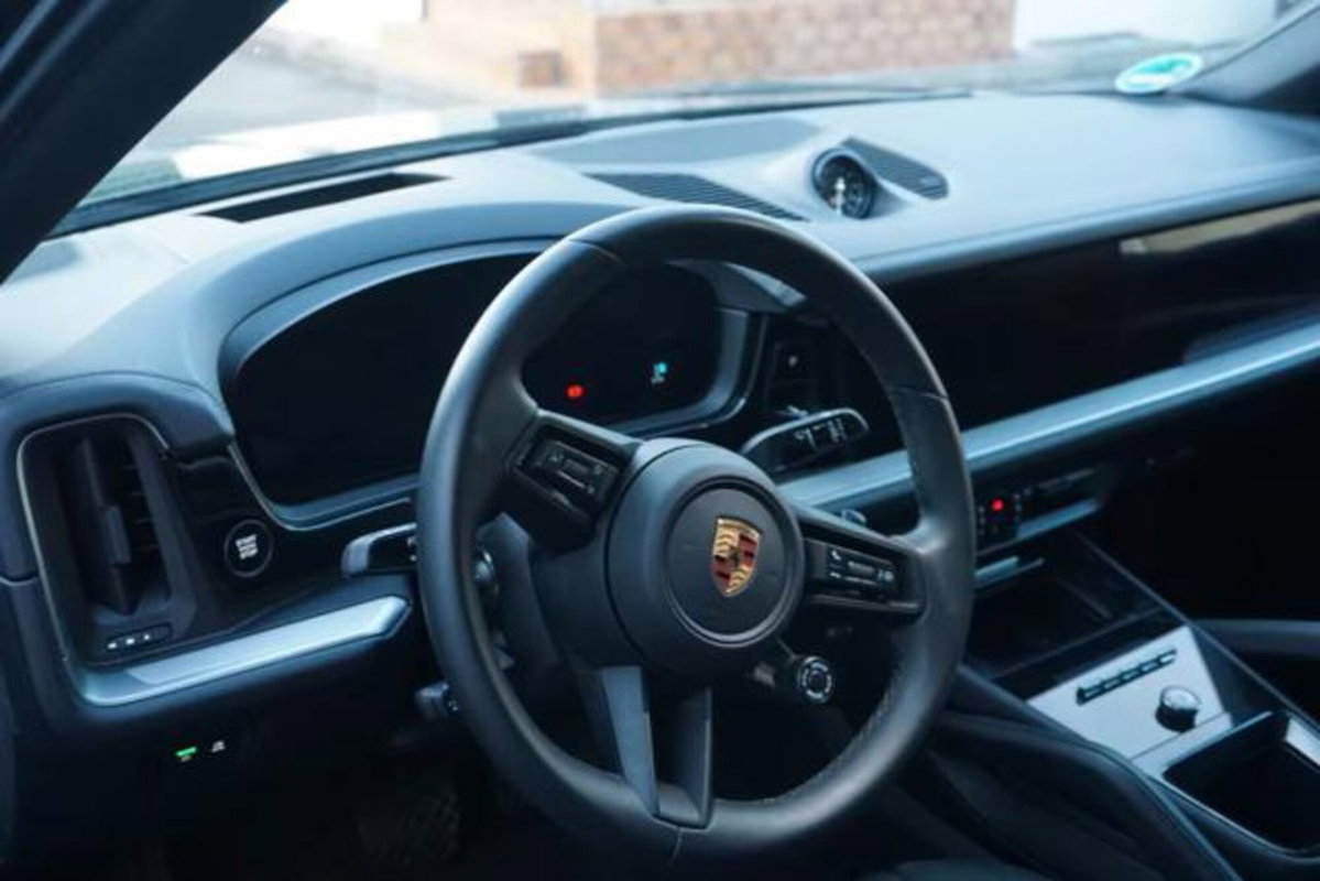 Porsche Cayenne 3.0 e-hybrid tiptronic (5)