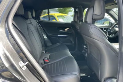 Mercedes-Benz GLC 220 d 4Matic Mild Hybrid AMG Premium Plus (10)