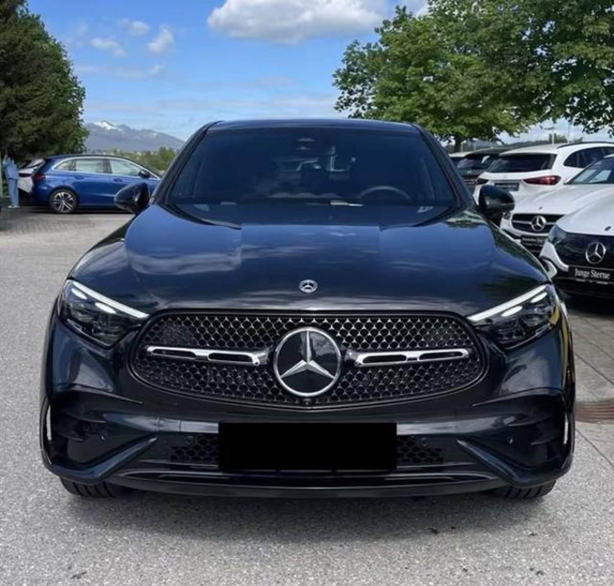 Mercedes-Benz GLC 220 d 4Matic Mild Hybrid AMG Premium Plus (2)